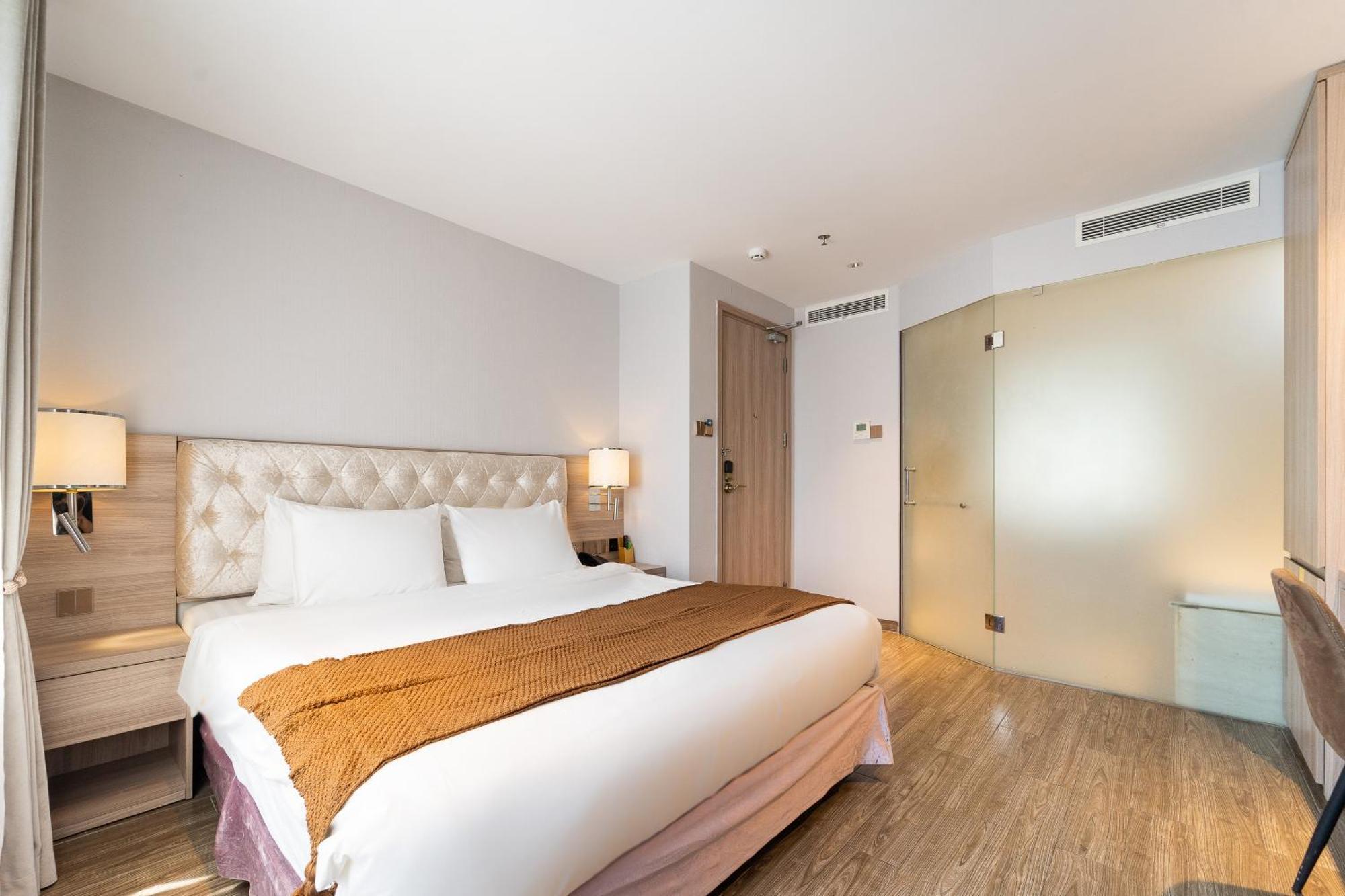 Nicecy Hotel Suites & Spa Ho-Chi-Minh-Stadt Exterior foto
