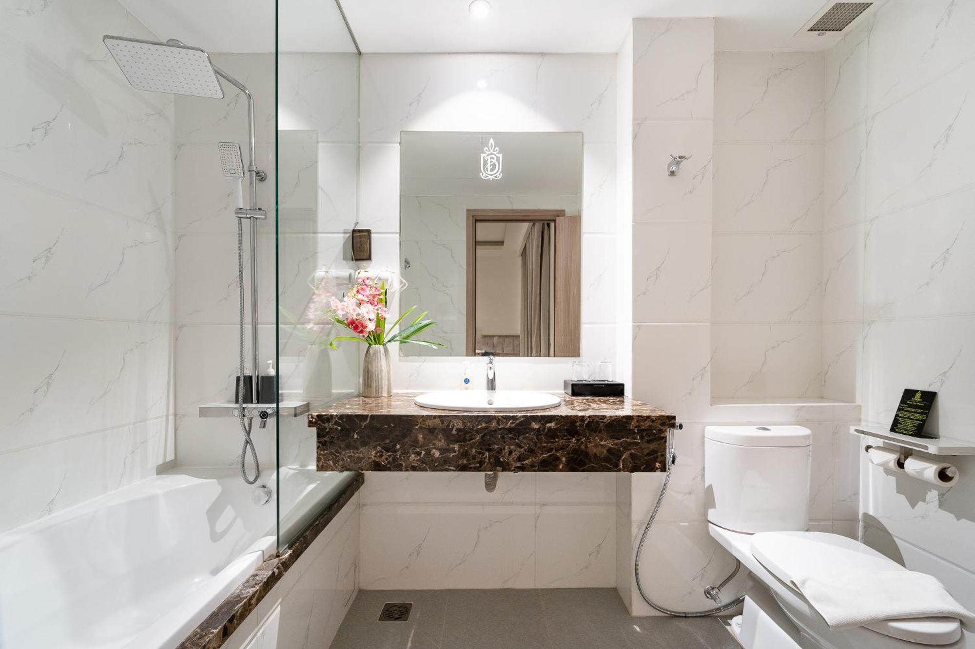 Nicecy Hotel Suites & Spa Ho-Chi-Minh-Stadt Zimmer foto